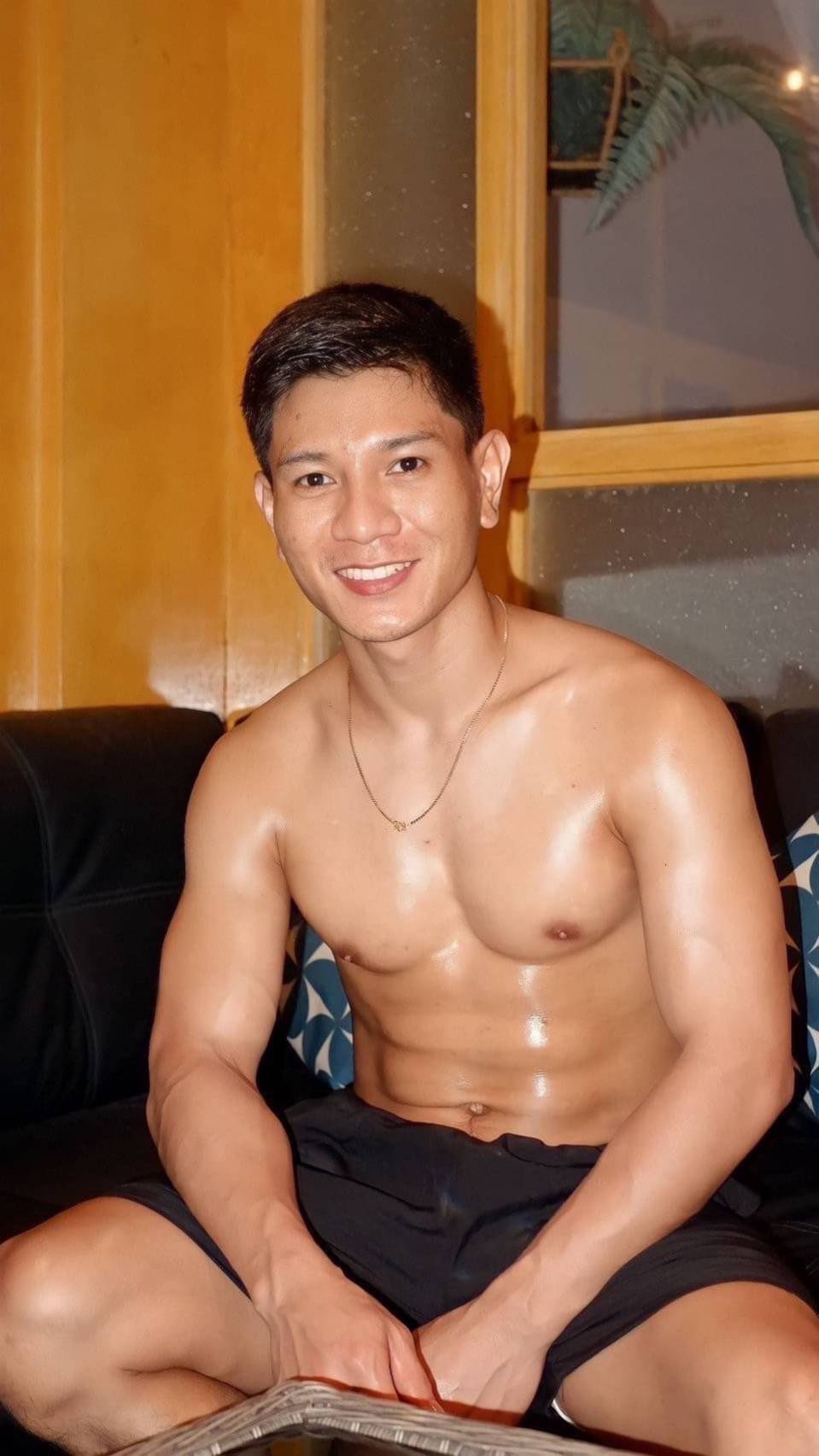 หมอนวดชาย น้องเพชร 2