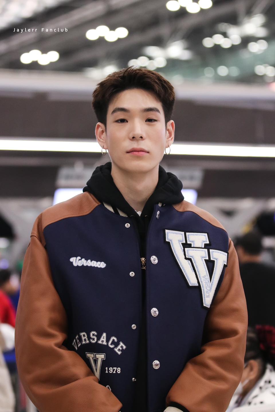 เปิดวาร์ปหนุ่มหล่อ เจเจ 8