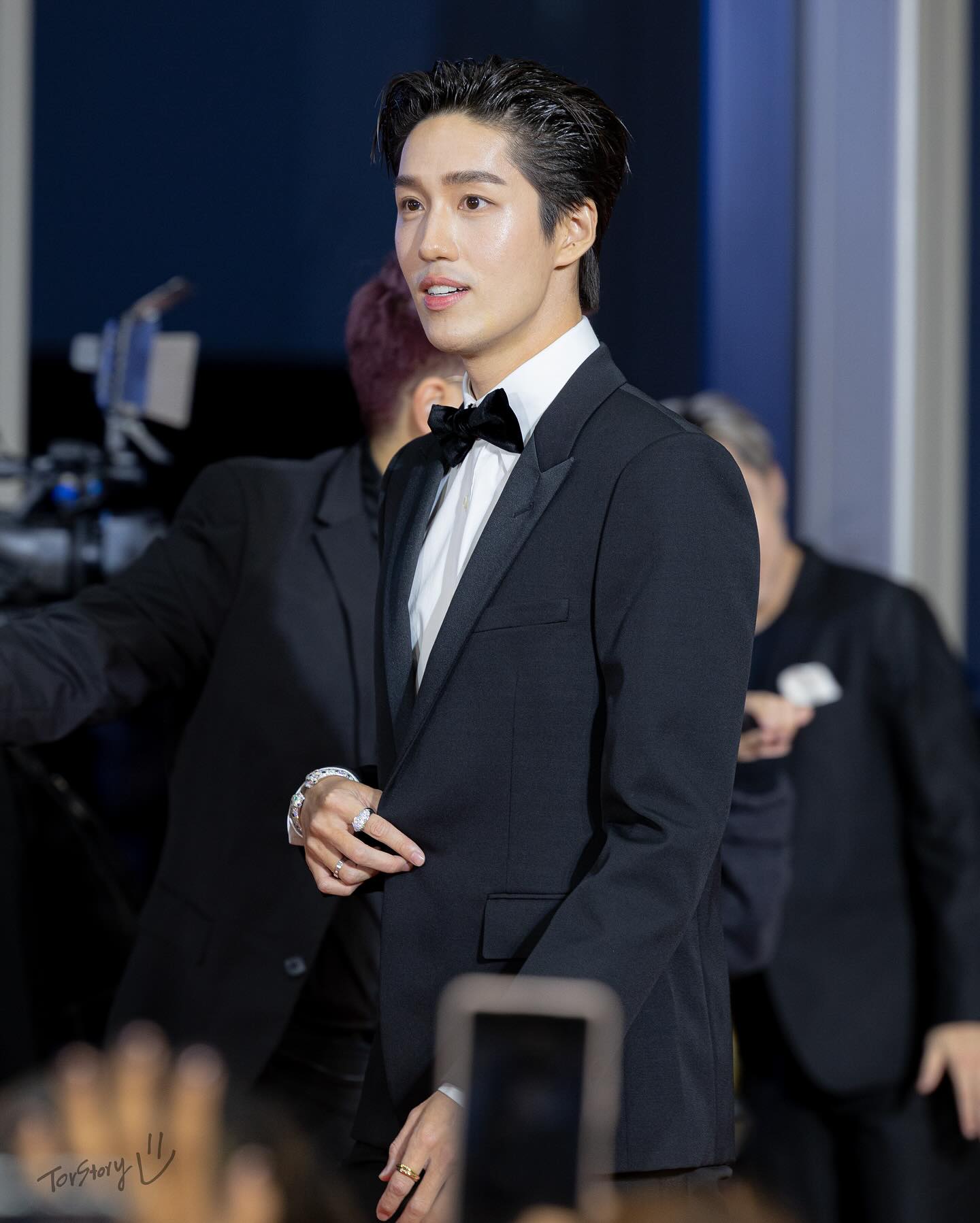 เปิดวาร์ปหนุ่มหล่อ น้องต่อ 12